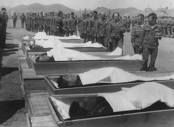 Прощание личного состава батальона с
                        погибшими 04.04.1986 года в бою товарищами.